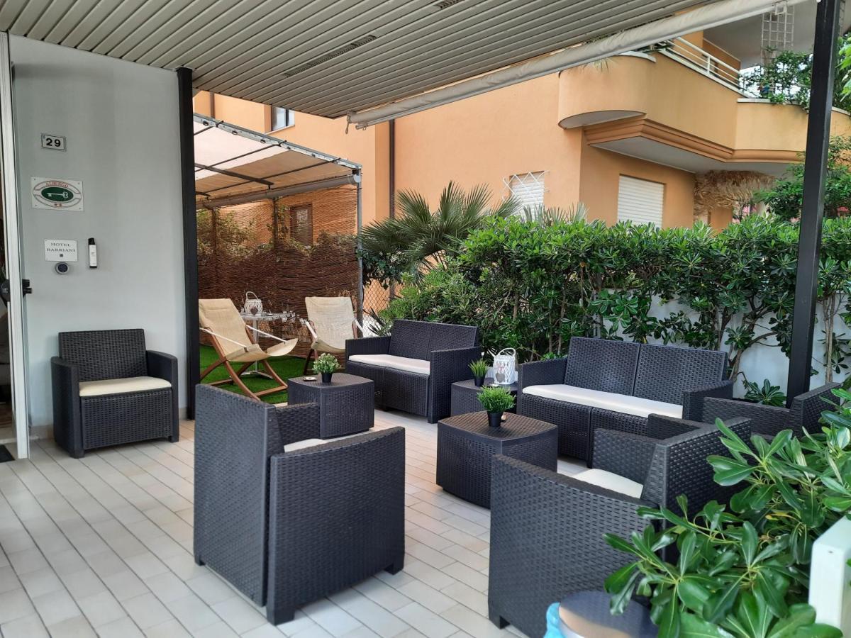 Hotel Barbiani Ричоне Екстериор снимка