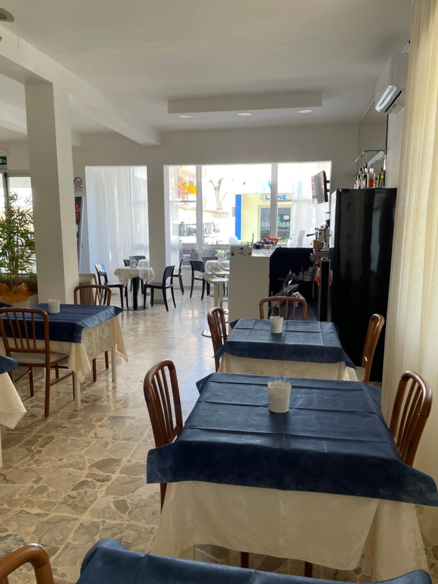 Hotel Barbiani Ричоне Екстериор снимка