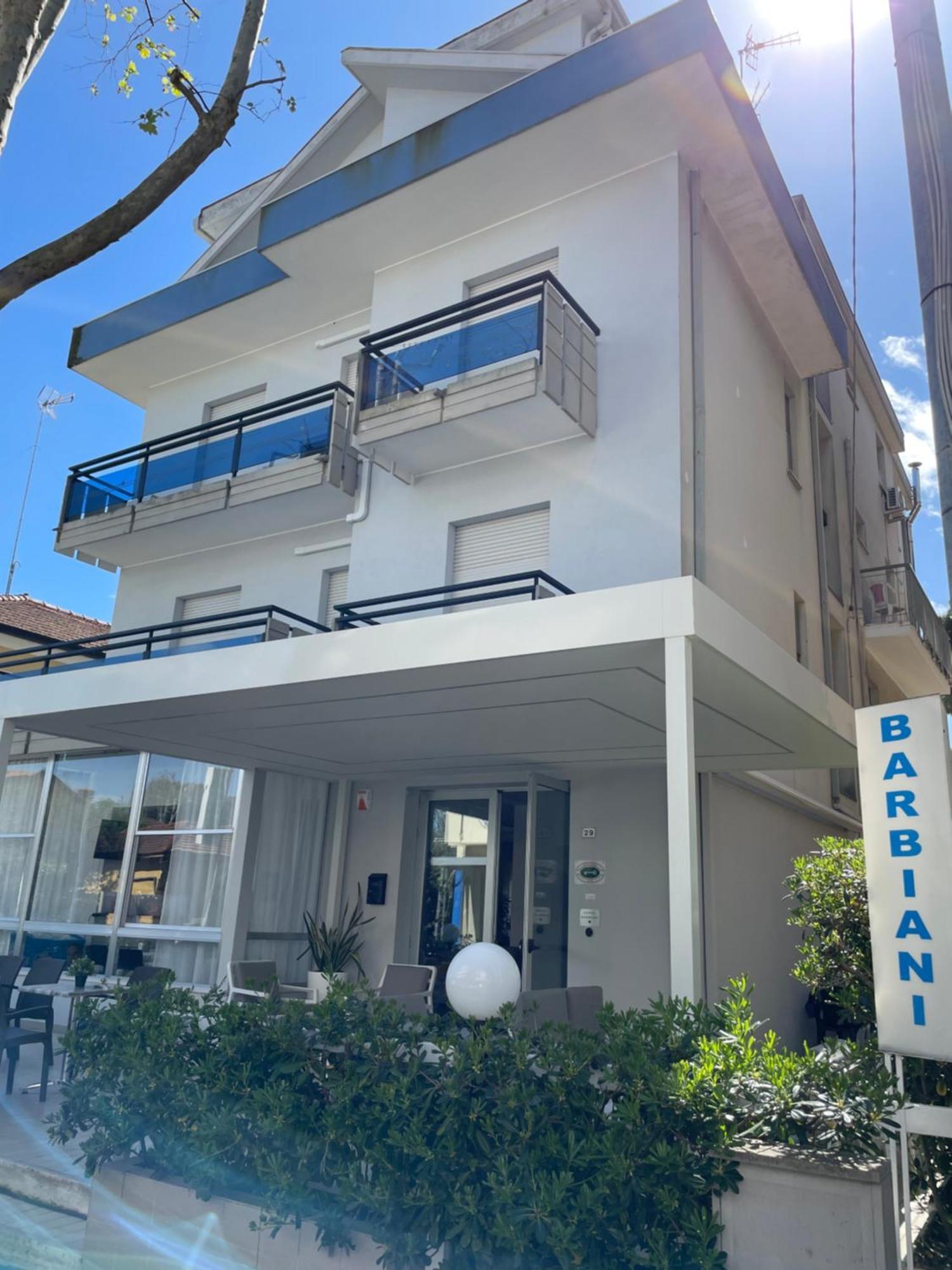Hotel Barbiani Ричоне Екстериор снимка