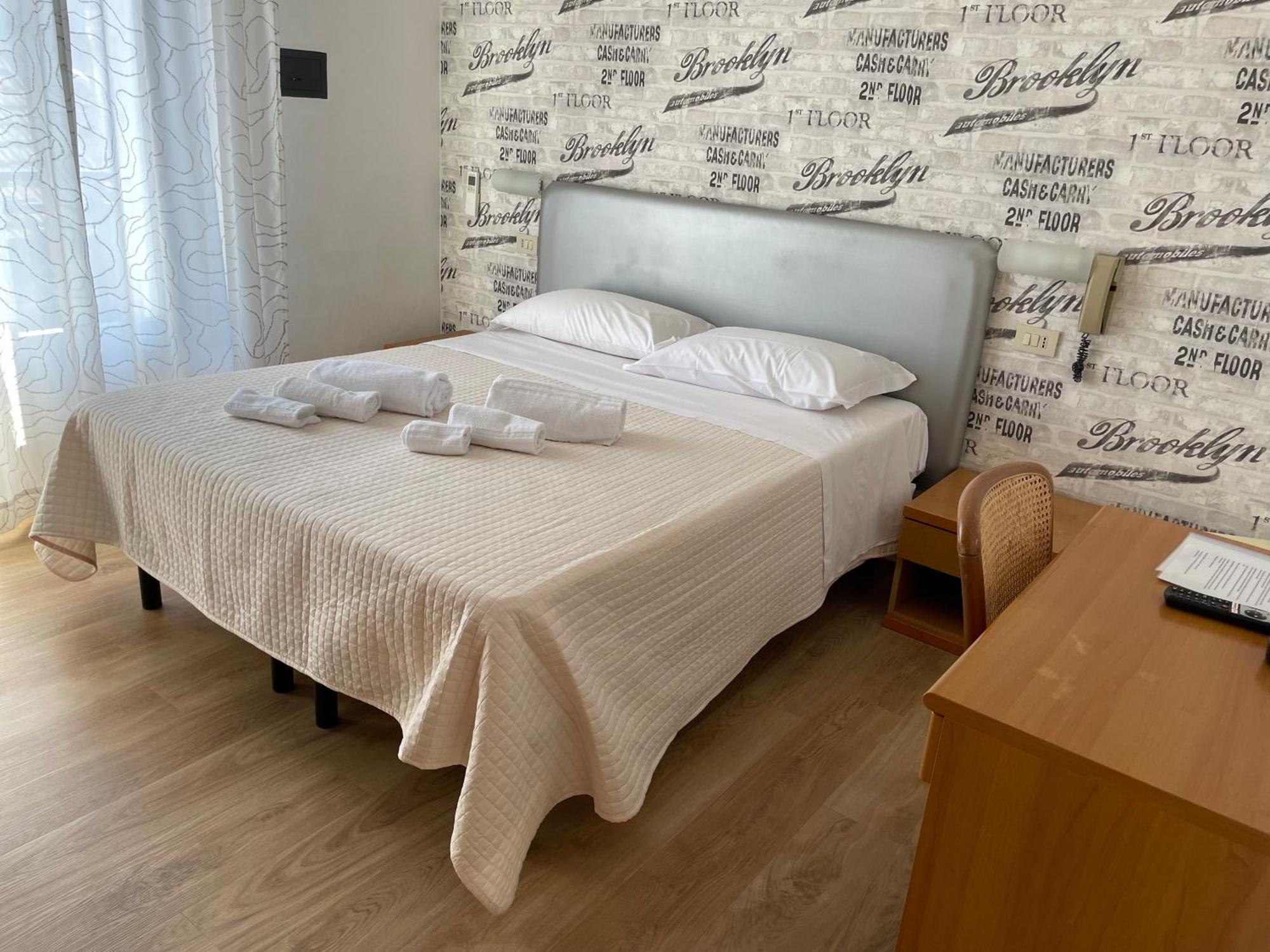 Hotel Barbiani Ричоне Екстериор снимка