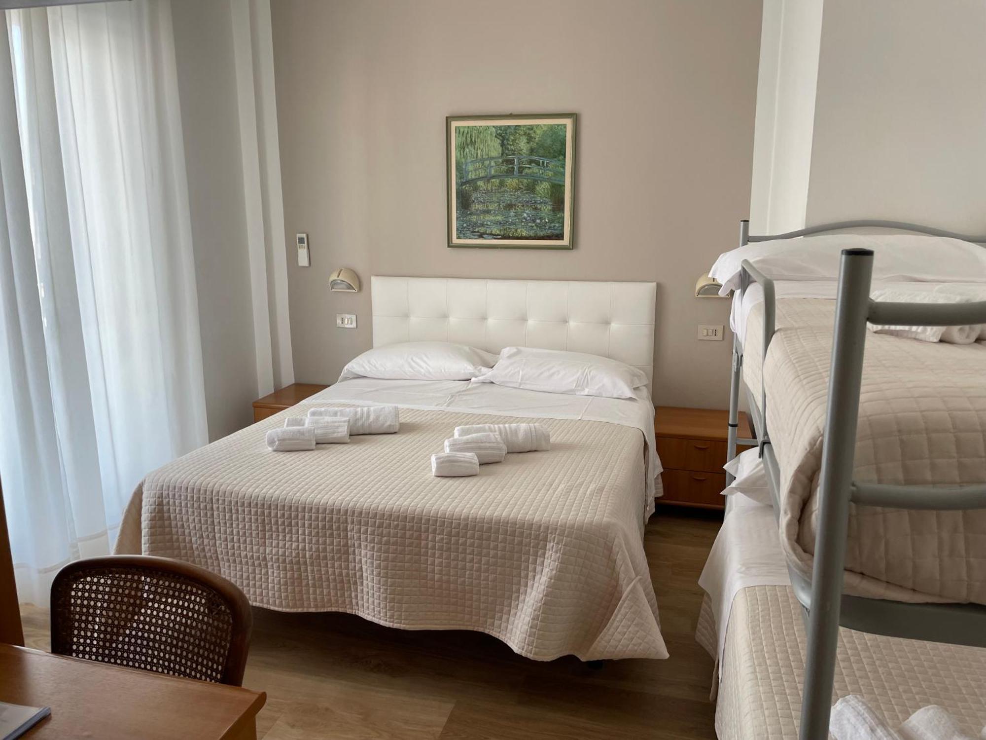 Hotel Barbiani Ричоне Екстериор снимка