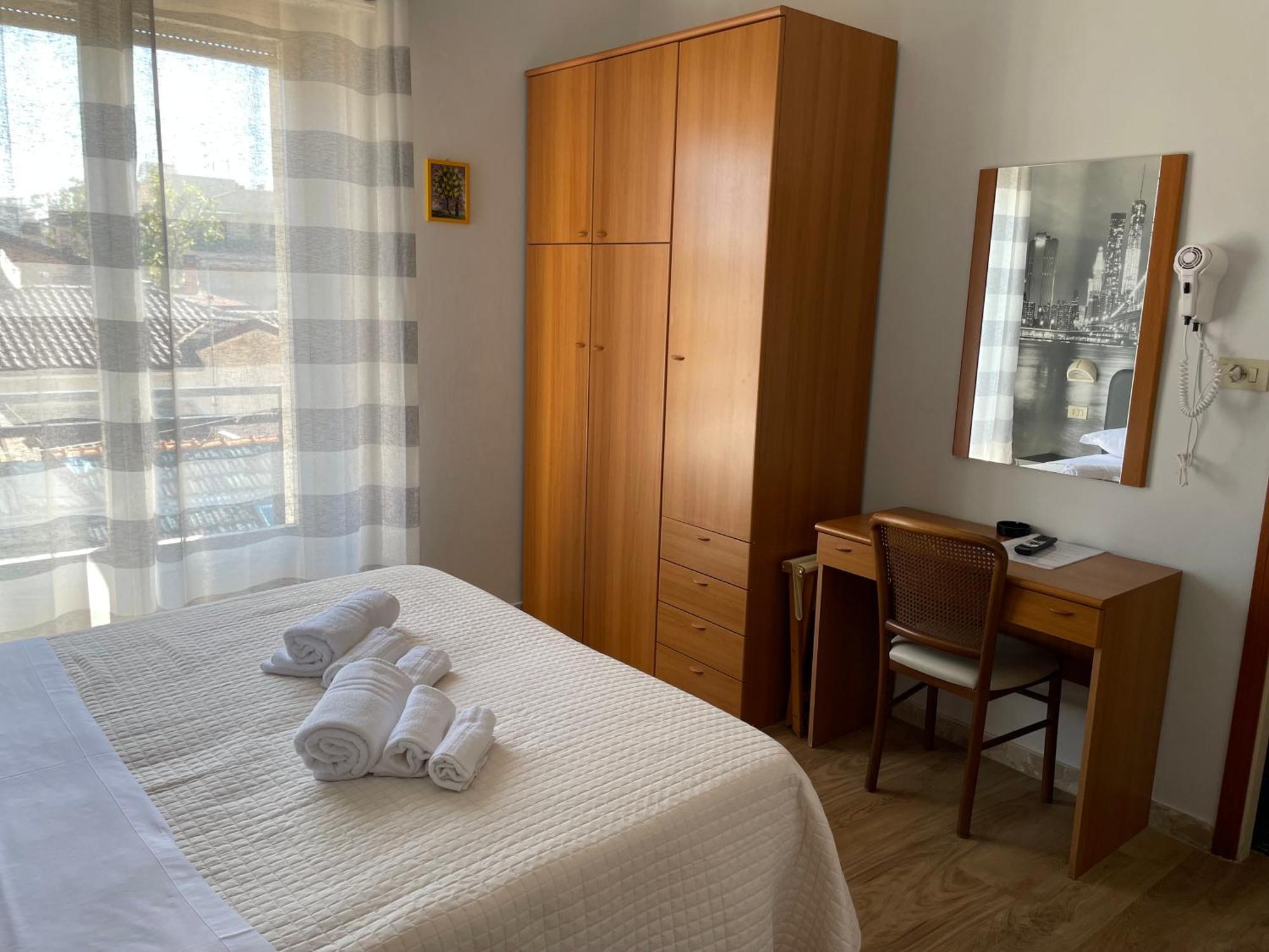 Hotel Barbiani Ричоне Екстериор снимка