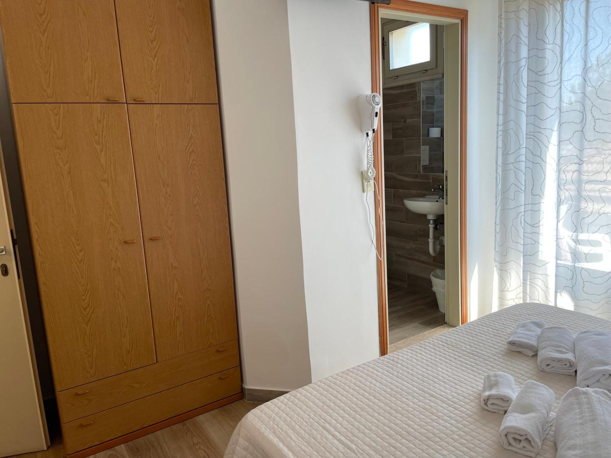 Hotel Barbiani Ричоне Екстериор снимка