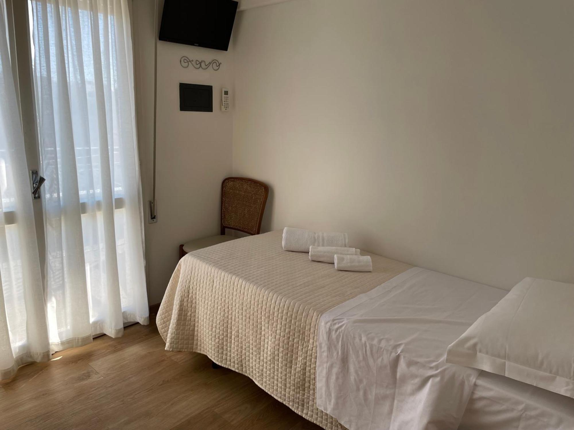 Hotel Barbiani Ричоне Екстериор снимка